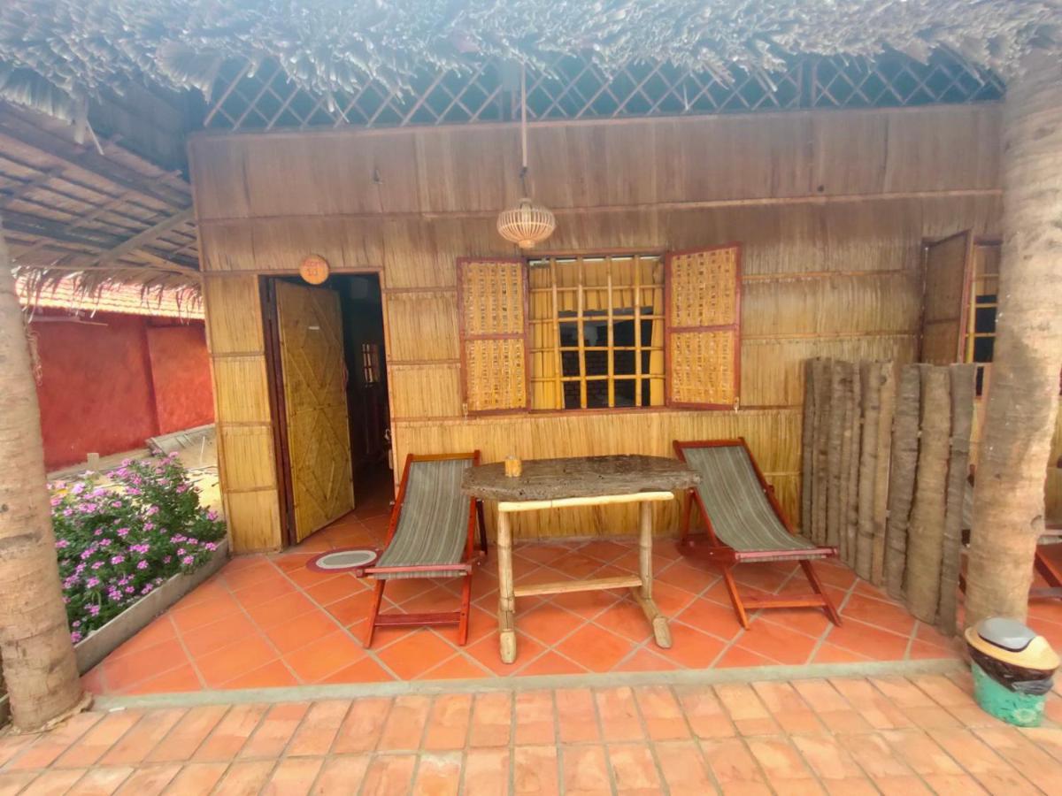 Mekong Riverside Homestay Vinh Long Exterior photo