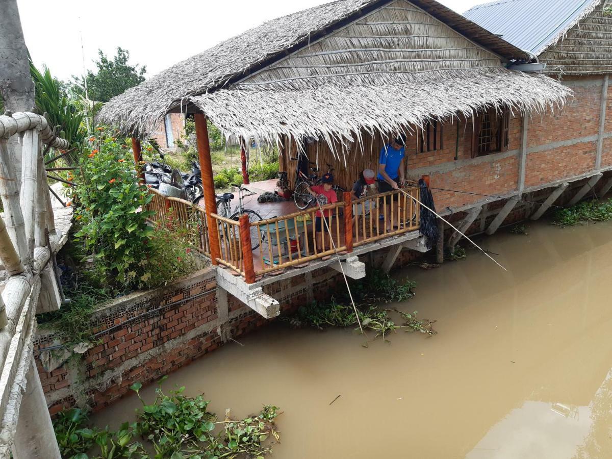 Mekong Riverside Homestay Vinh Long Exterior photo
